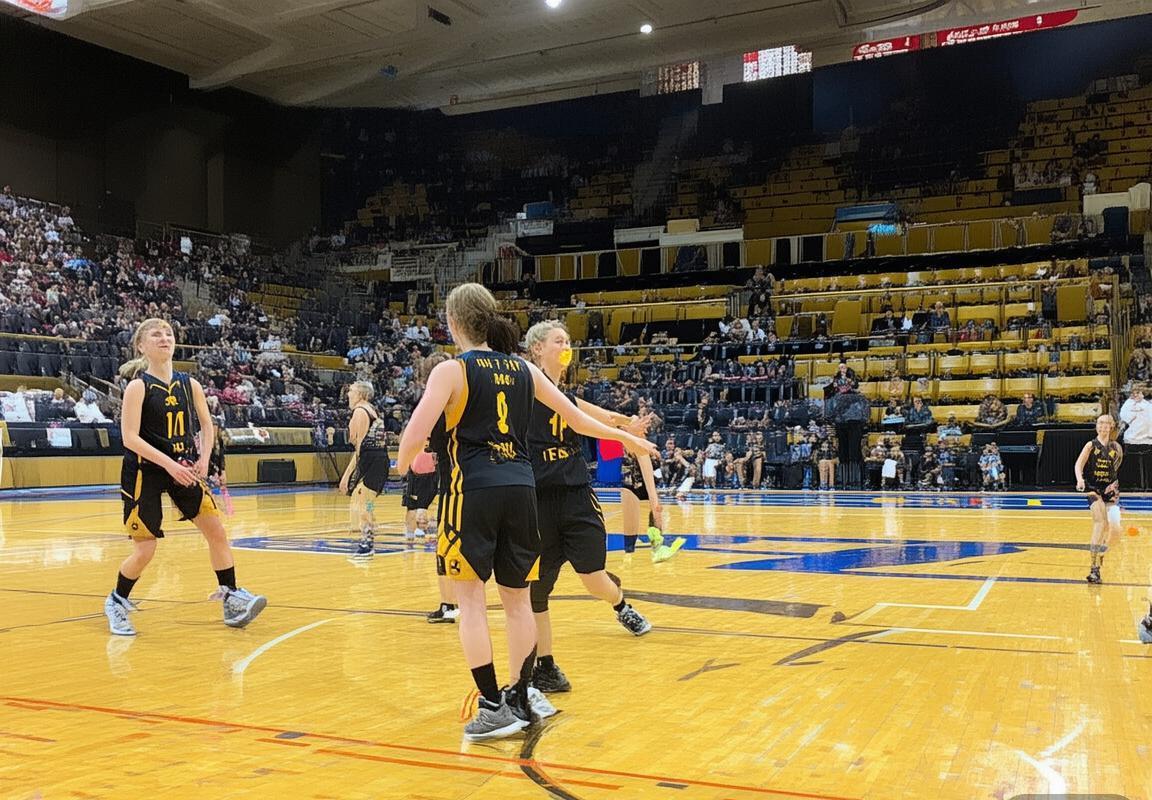 火箭队进攻体系革新：助攻数据提升背后的团队配合战术与球员角色扩展实现进攻多样性